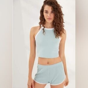 Aritzia TNA 90s McNally cropped tank with contrast trim size small